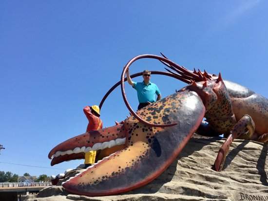 The World’s Largest Lobster